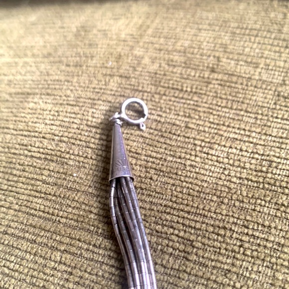 Old Pawn Style Liquid Silver Choker - Picture 3 of 8